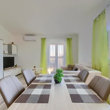 Fuer 2 Personen Ca 50 Qm In Fazana, Istrien Istrische Riviera Apartment